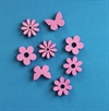 8 små  blomster/sommerfugle, til pynt på bordkort, dugen m.m. Ca. 2 til 2,5 cm